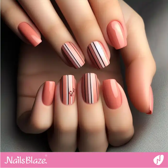 Peach Fuzz Short Striped Nails | Color of the Year 2024 - NB1875